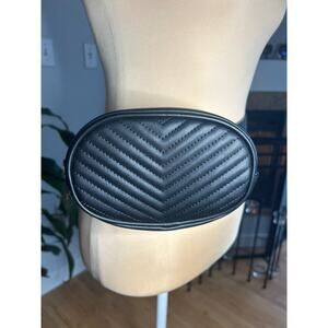 Vintage Style Steve Madden Quilted Fanny Pack belt bag festival travel casual